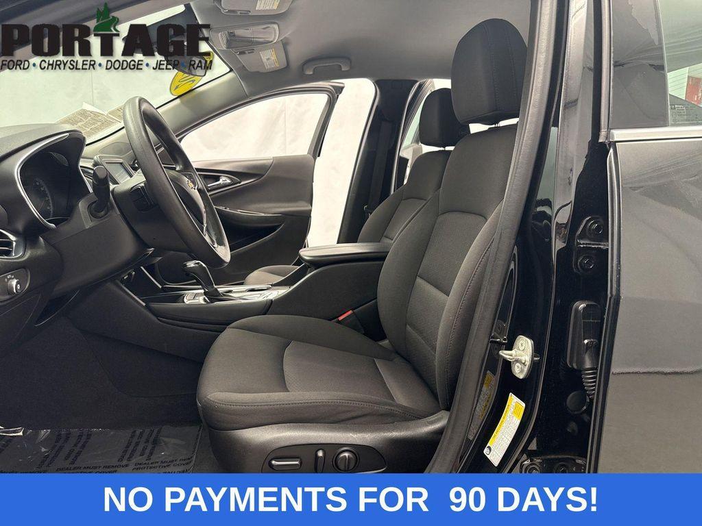 used 2018 Chevrolet Malibu car, priced at $13,498