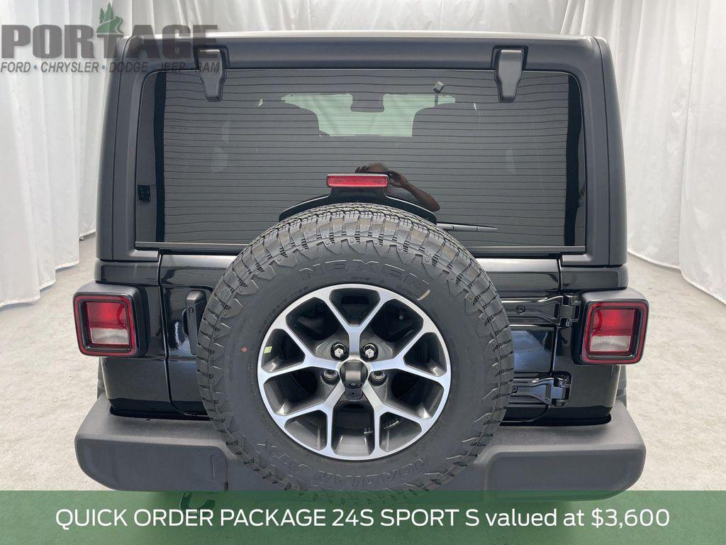 new 2025 Jeep Wrangler car, priced at $46,583