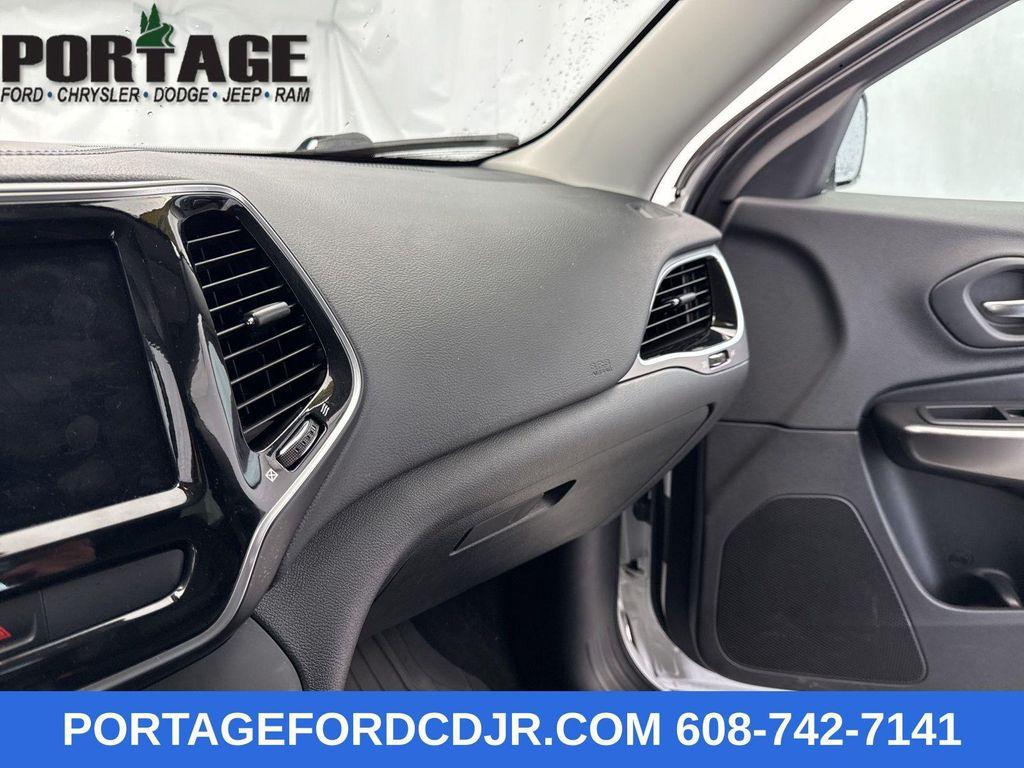 used 2020 Jeep Cherokee car, priced at $17,498