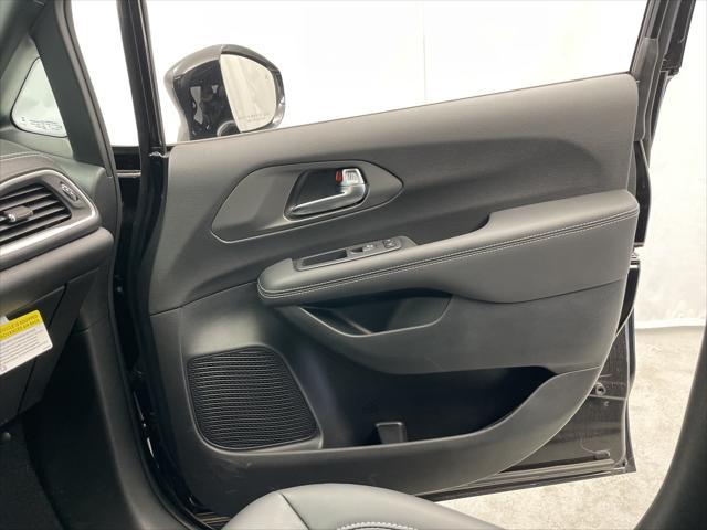 new 2025 Chrysler Pacifica car, priced at $41,483
