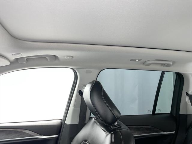 used 2024 Jeep Grand Cherokee car, priced at $35,498