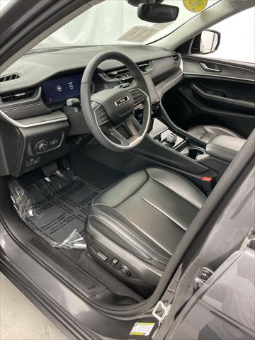 used 2024 Jeep Grand Cherokee car, priced at $35,498