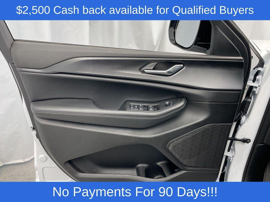 new 2025 Jeep Grand Cherokee L car, priced at $46,575