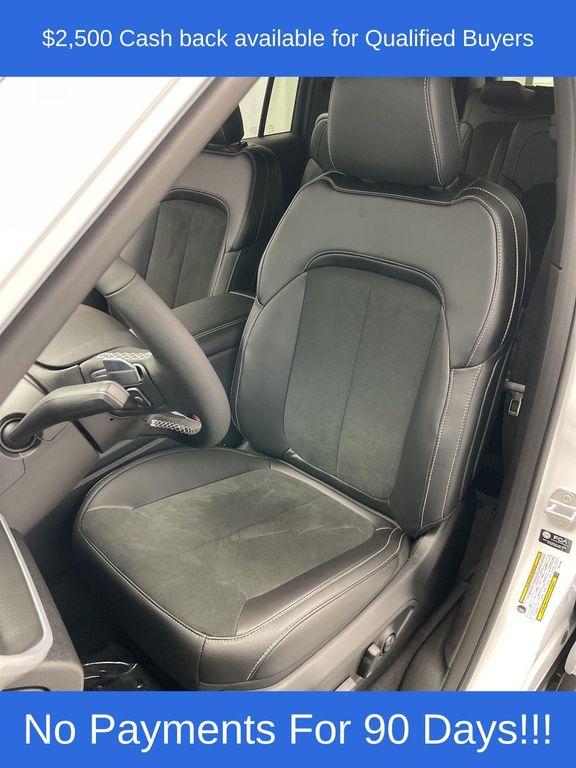 new 2025 Jeep Grand Cherokee L car, priced at $46,575