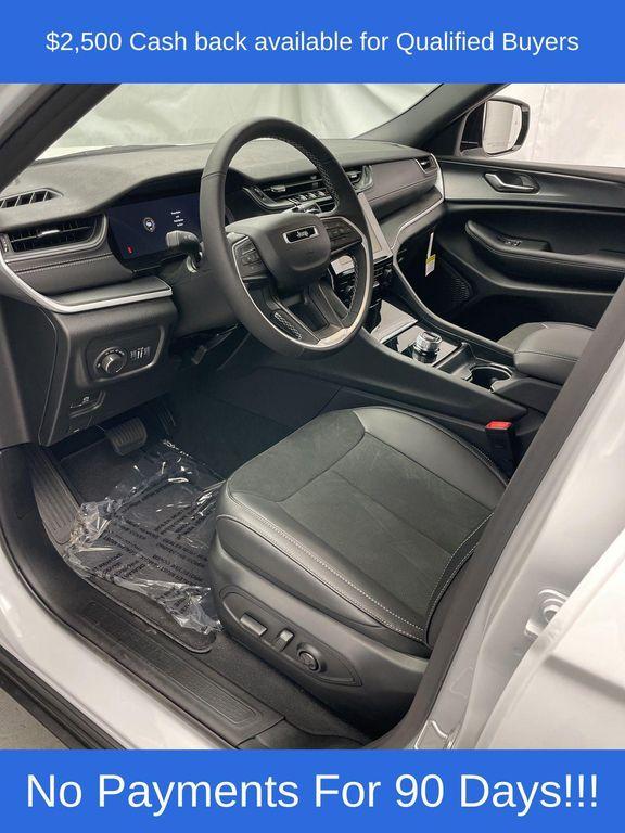 new 2025 Jeep Grand Cherokee L car, priced at $46,575