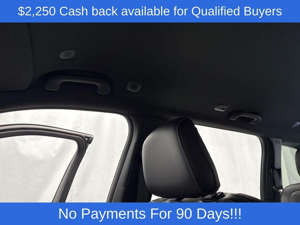 new 2025 Jeep Grand Cherokee car, priced at $46,269