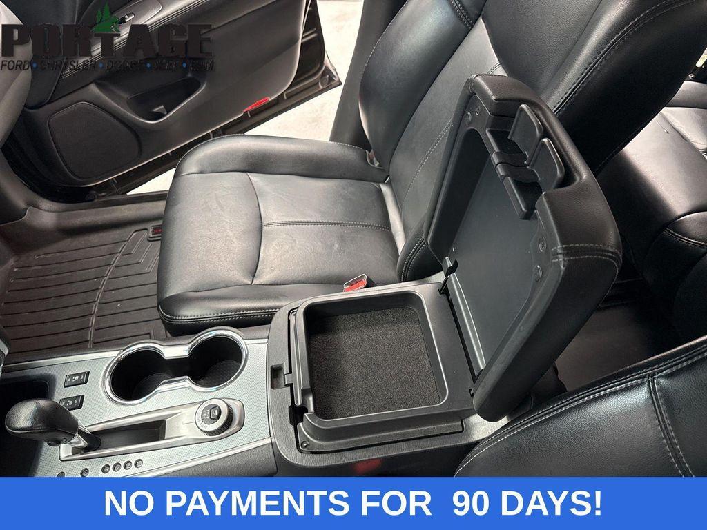 used 2017 Nissan Pathfinder car, priced at $13,998