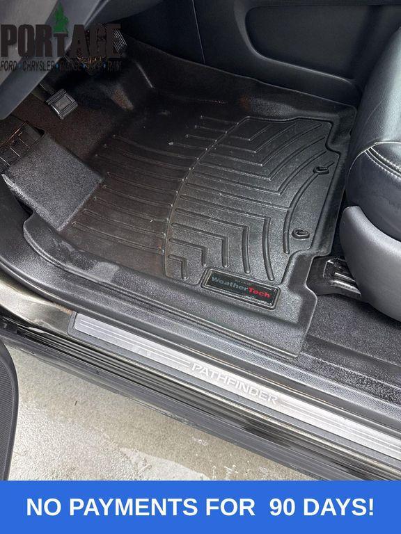 used 2017 Nissan Pathfinder car, priced at $13,998