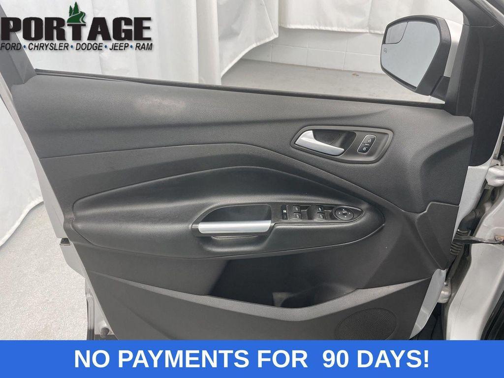 used 2017 Ford Escape car, priced at $9,998