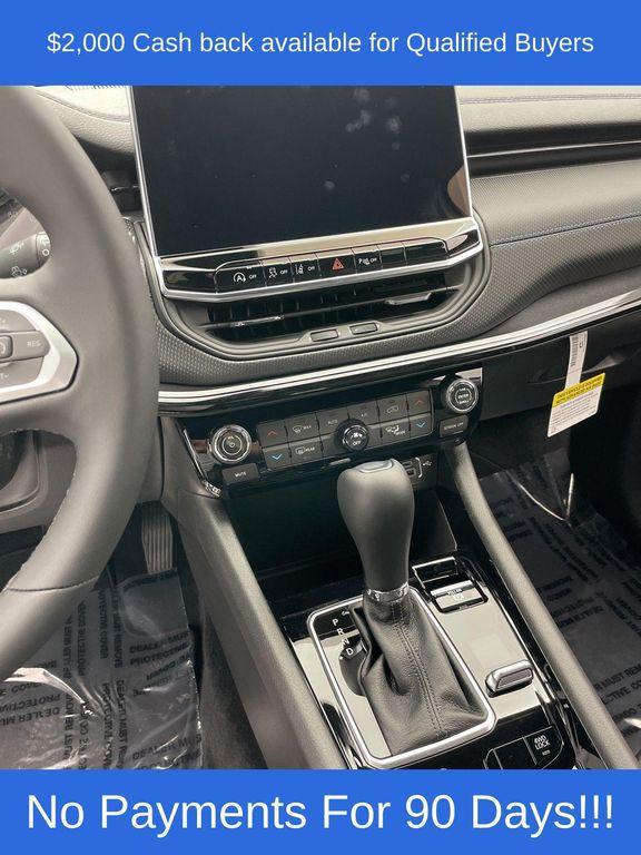 new 2025 Jeep Compass car, priced at $33,811