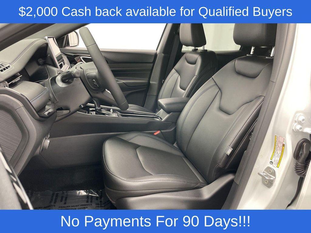 new 2025 Jeep Compass car, priced at $33,811