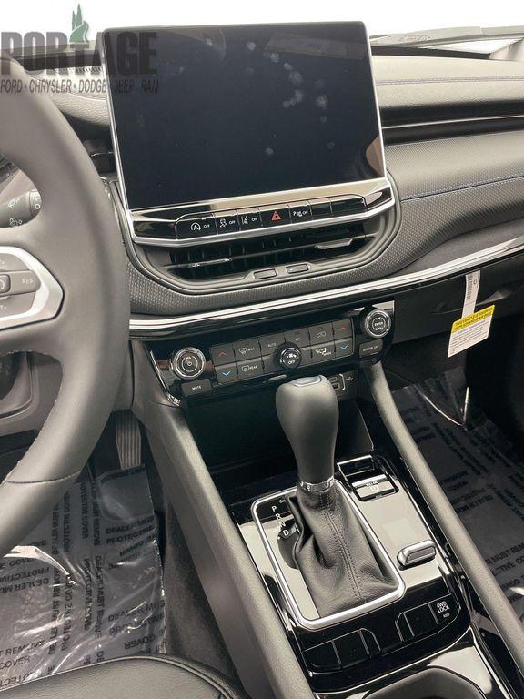 new 2025 Jeep Compass car, priced at $33,811