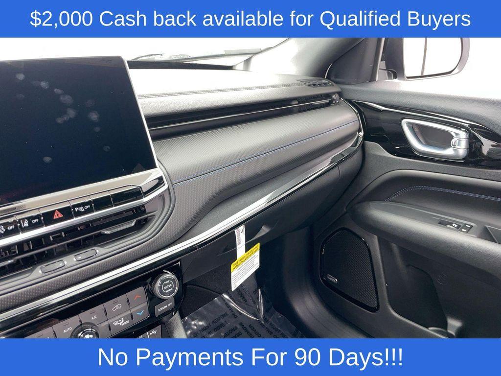 new 2025 Jeep Compass car, priced at $33,811