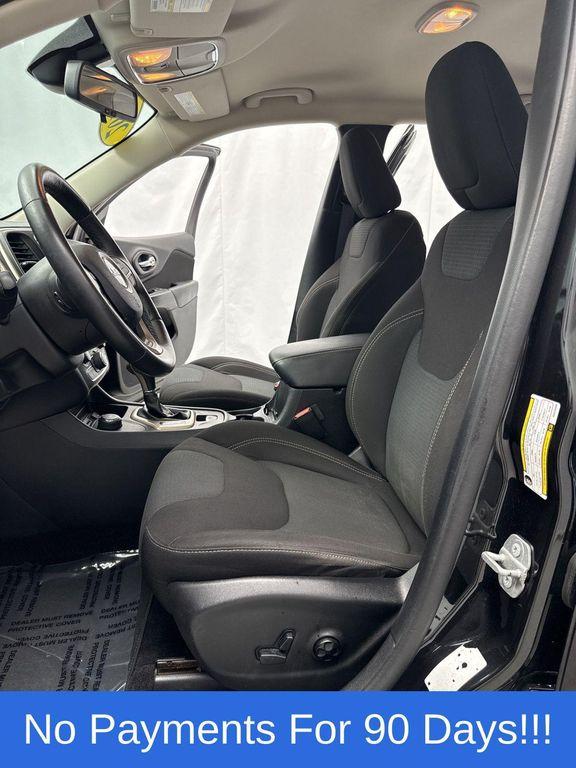 used 2016 Jeep Cherokee car, priced at $11,798