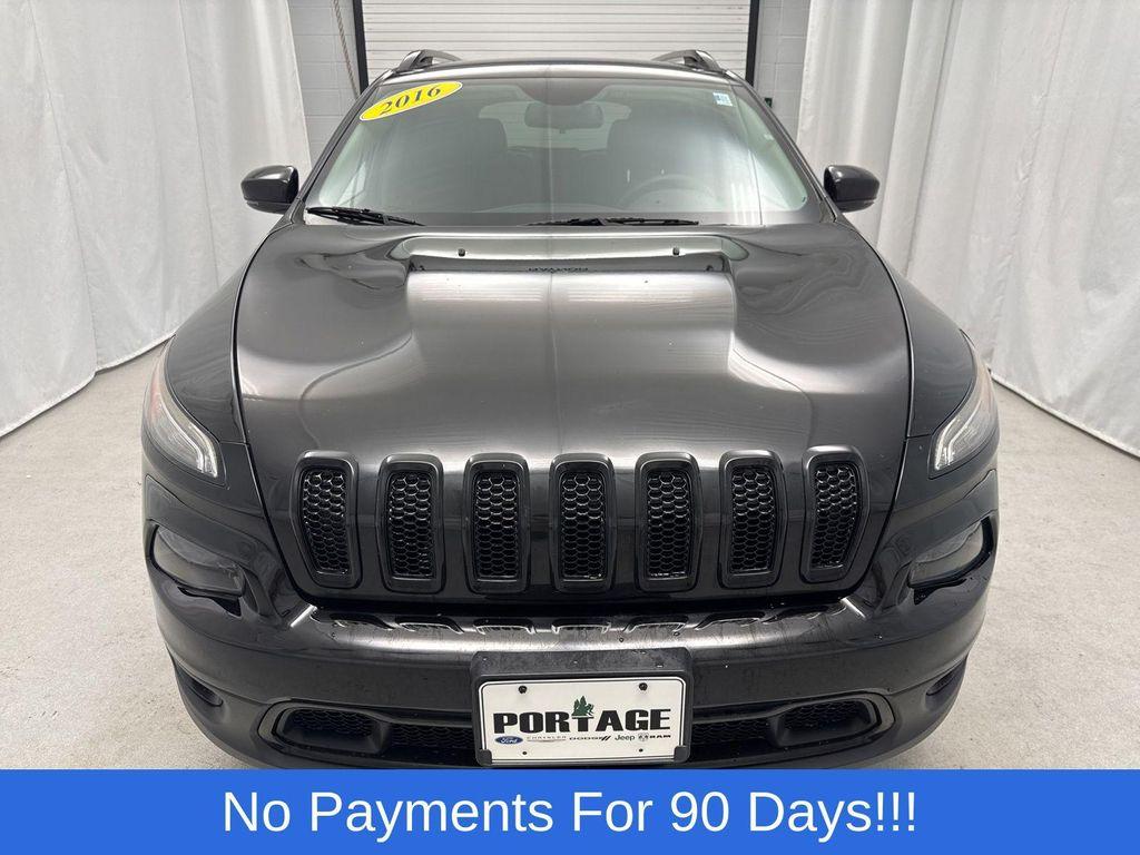 used 2016 Jeep Cherokee car, priced at $11,798