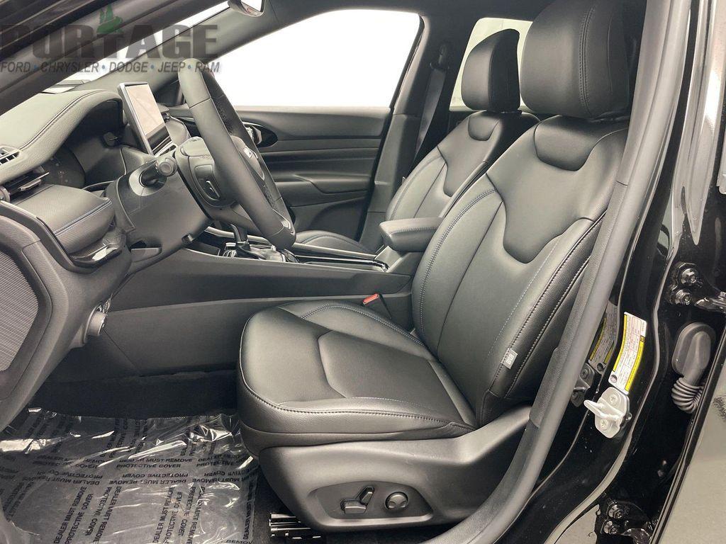 new 2025 Jeep Compass car, priced at $34,359
