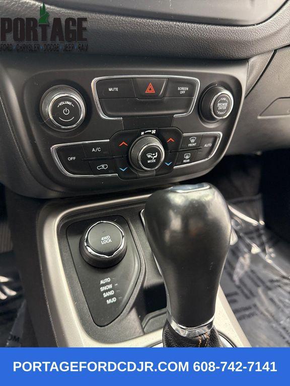 used 2021 Jeep Compass car, priced at $15,498