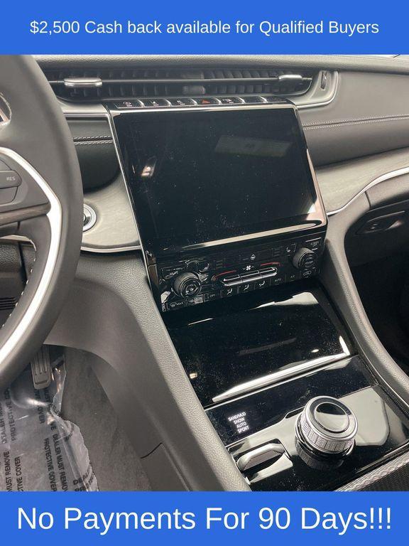 new 2025 Jeep Grand Cherokee L car, priced at $46,618