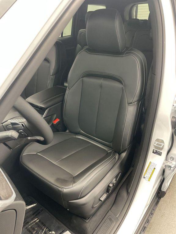 new 2025 Jeep Grand Cherokee L car, priced at $47,118