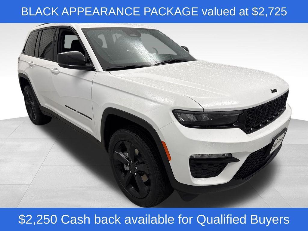 new 2025 Jeep Grand Cherokee car, priced at $44,033