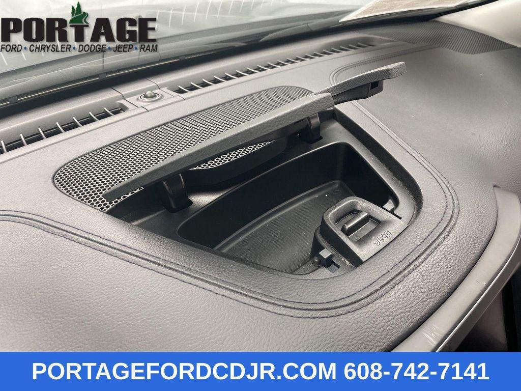 used 2023 Jeep Cherokee car, priced at $21,998