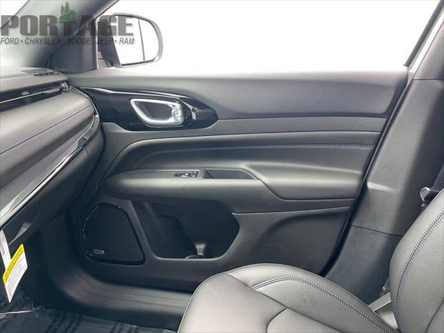 new 2025 Jeep Compass car, priced at $37,013