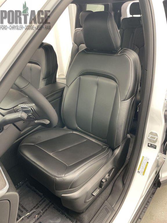 new 2025 Jeep Grand Cherokee L car, priced at $39,065
