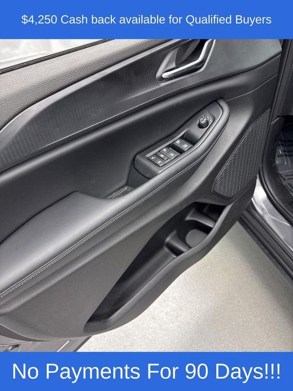 new 2025 Jeep Grand Cherokee car, priced at $41,975