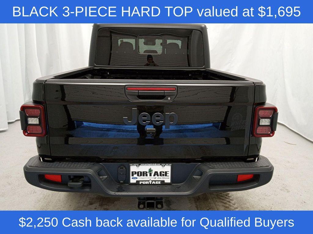 new 2025 Jeep Gladiator car, priced at $49,225