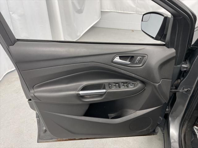 used 2014 Ford Escape car, priced at $7,996