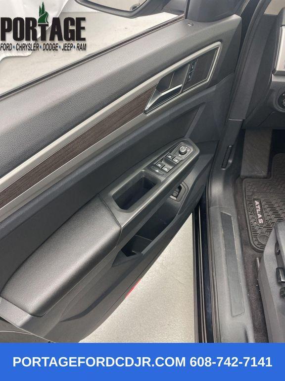 used 2018 Volkswagen Atlas car, priced at $16,498