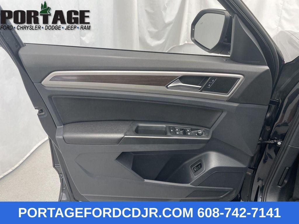 used 2018 Volkswagen Atlas car, priced at $16,498
