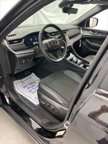 new 2025 Jeep Grand Cherokee L car, priced at $42,459