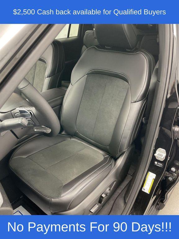 new 2025 Jeep Grand Cherokee L car, priced at $47,170