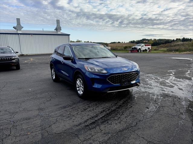 used 2022 Ford Escape car, priced at $22,616