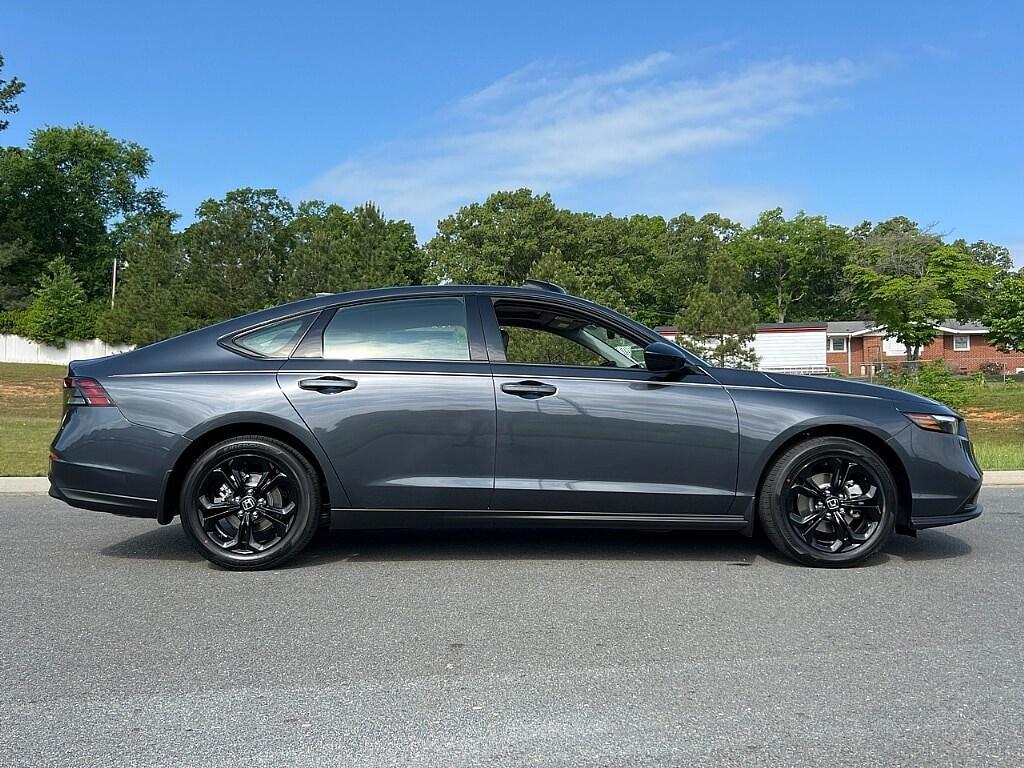 new 2025 Honda Accord car, priced at $36,660