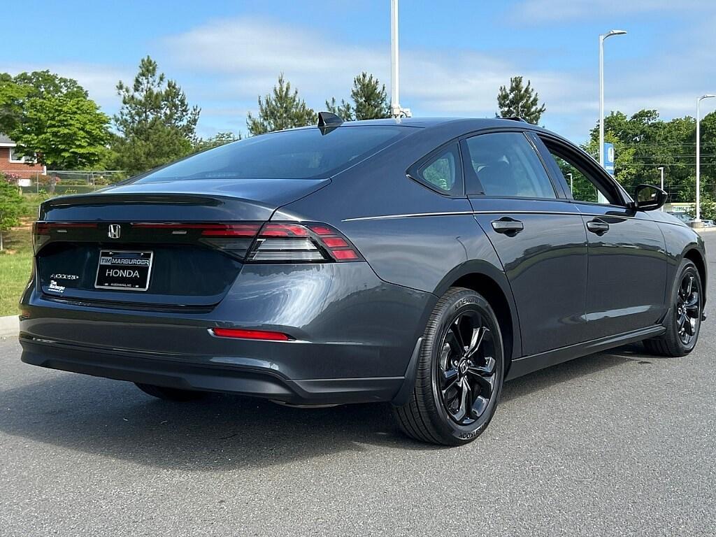 new 2025 Honda Accord car, priced at $36,660