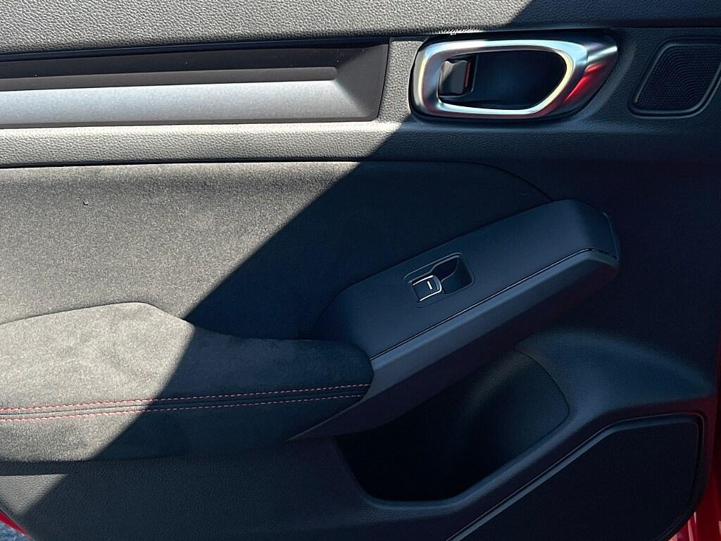 new 2025 Honda Civic Type R car, priced at $51,540