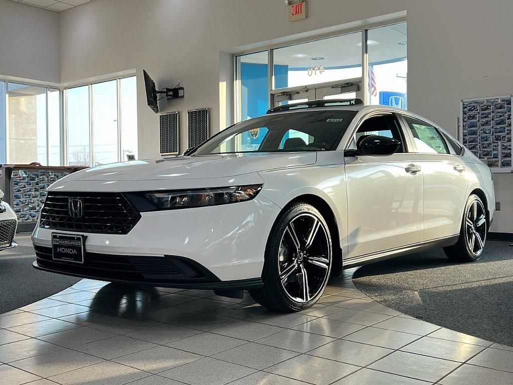 new 2025 Honda Accord Hybrid car, priced at $39,755