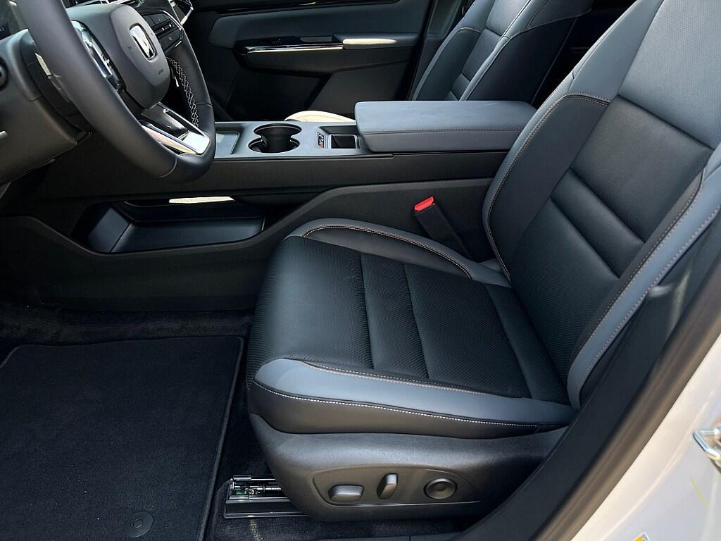 new 2025 Honda Prologue car, priced at $64,300