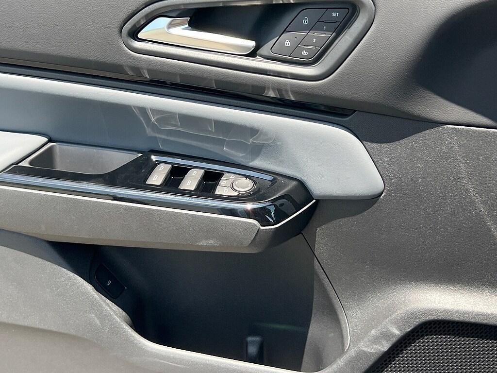 new 2025 Honda Prologue car, priced at $64,300