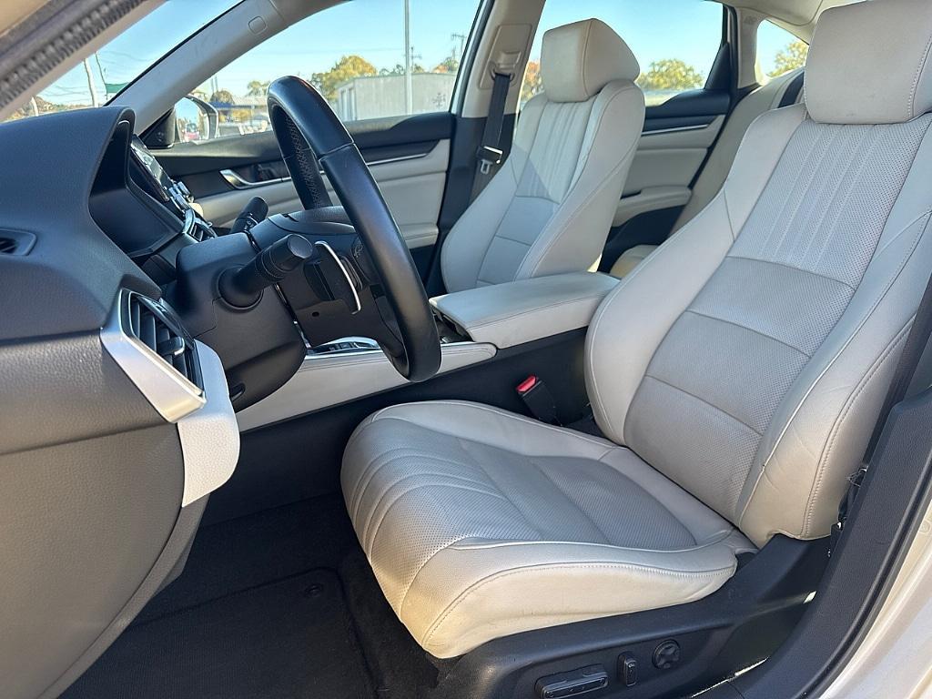 used 2019 Honda Accord Hybrid car, priced at $23,987