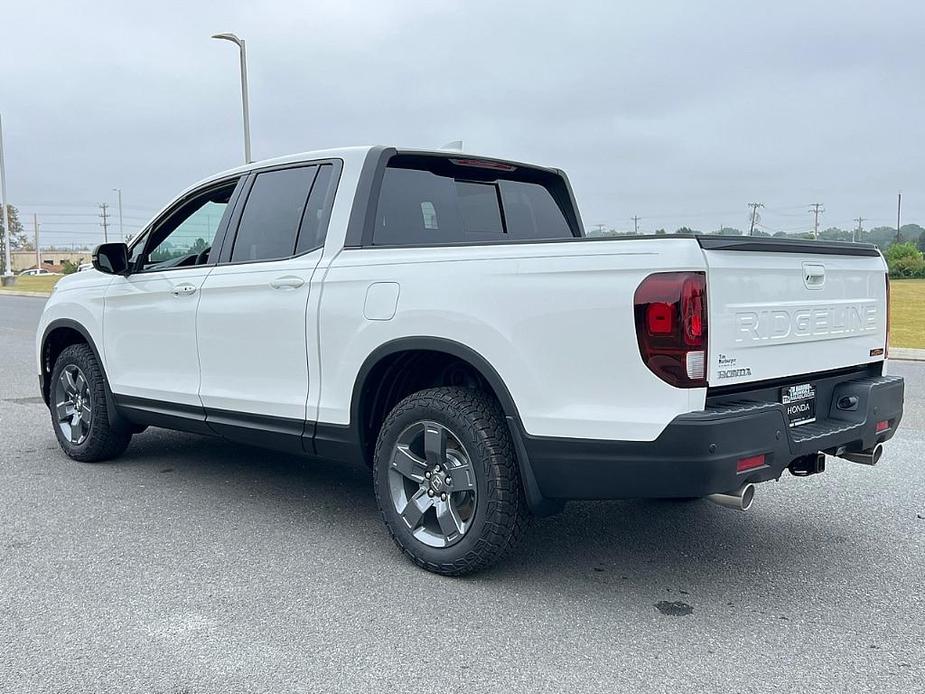 new 2025 Honda Ridgeline car, priced at $51,725