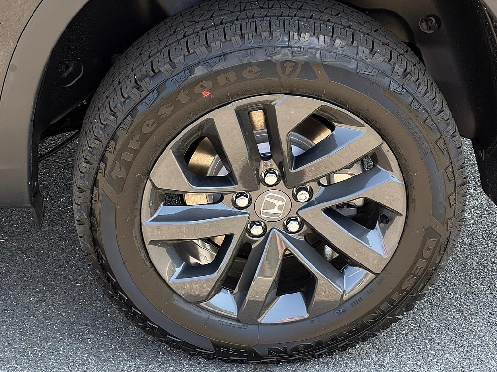 new 2025 Honda Ridgeline car, priced at $46,095
