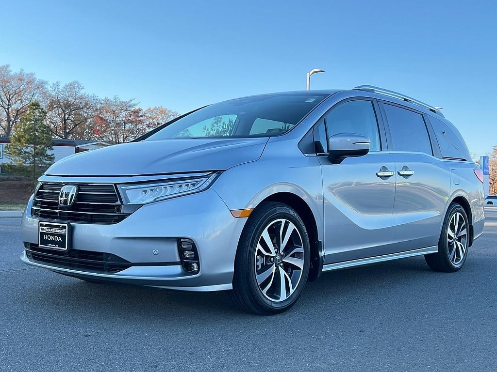 used 2024 Honda Odyssey car, priced at $43,987