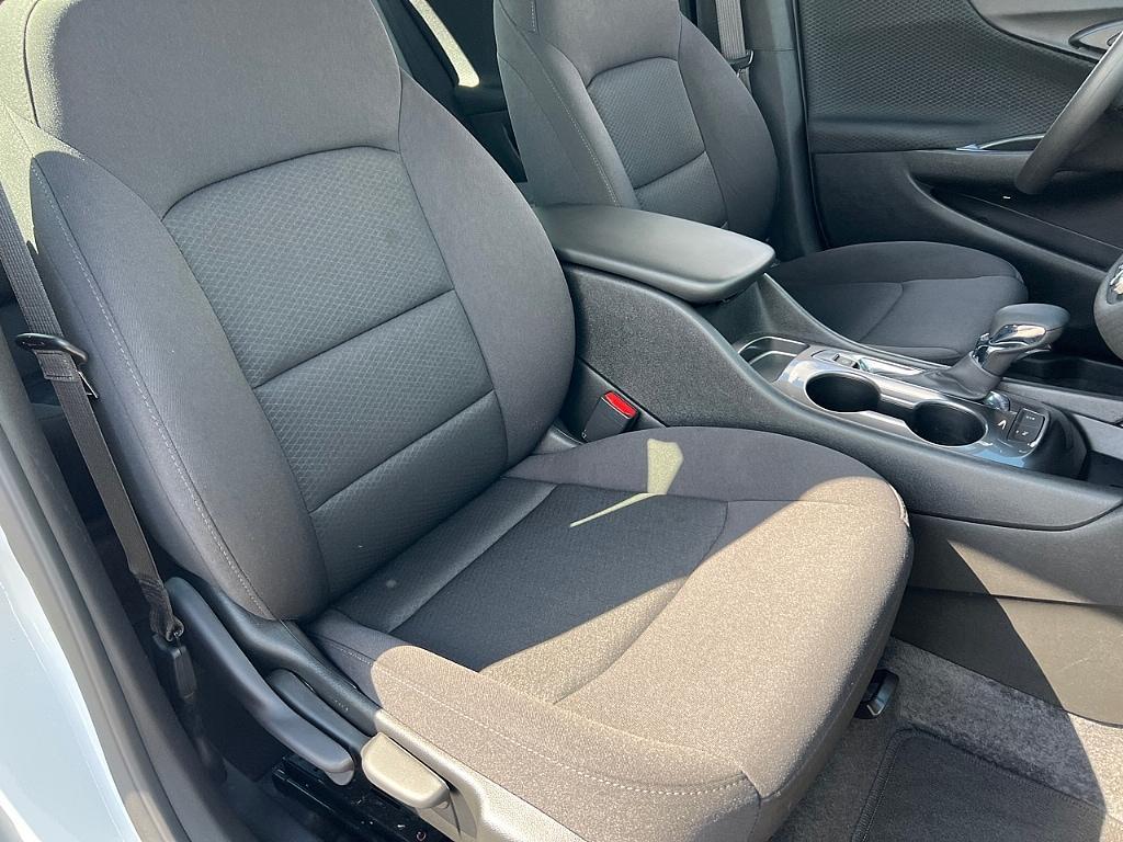 used 2024 Chevrolet Malibu car, priced at $21,446