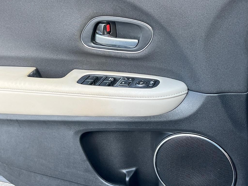 used 2021 Honda HR-V car, priced at $16,887