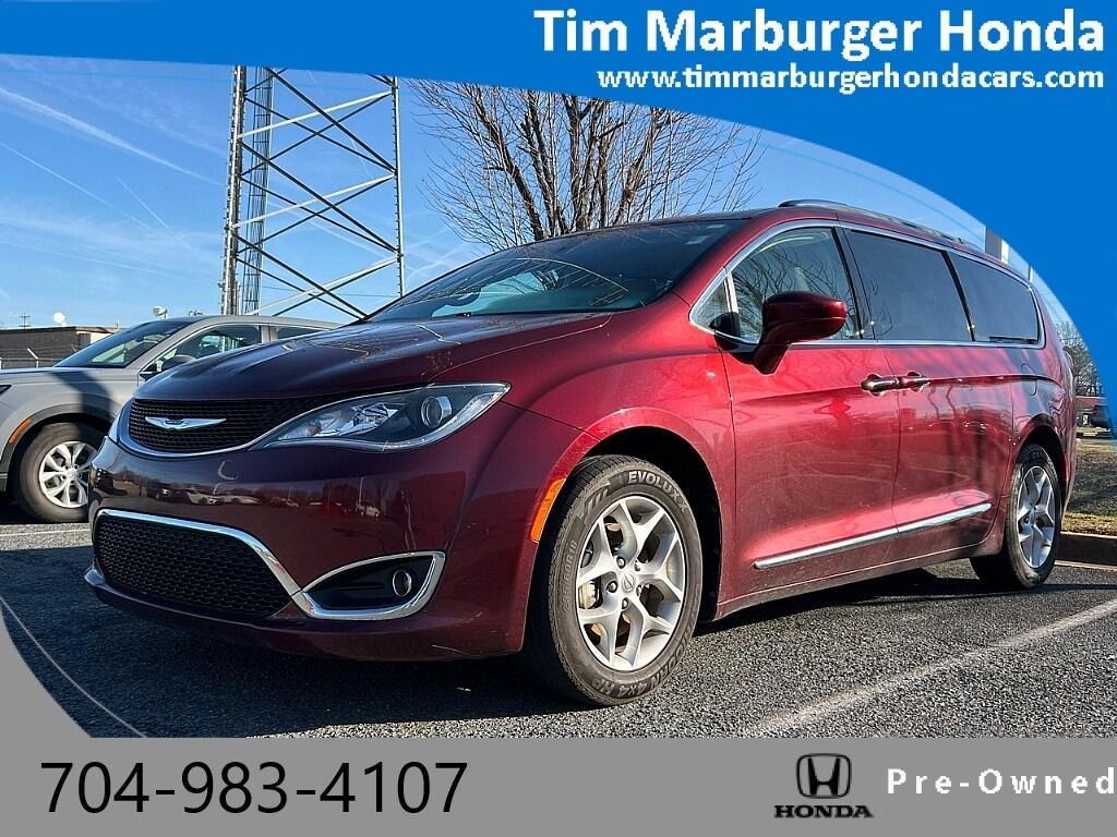 used 2019 Chrysler Pacifica car