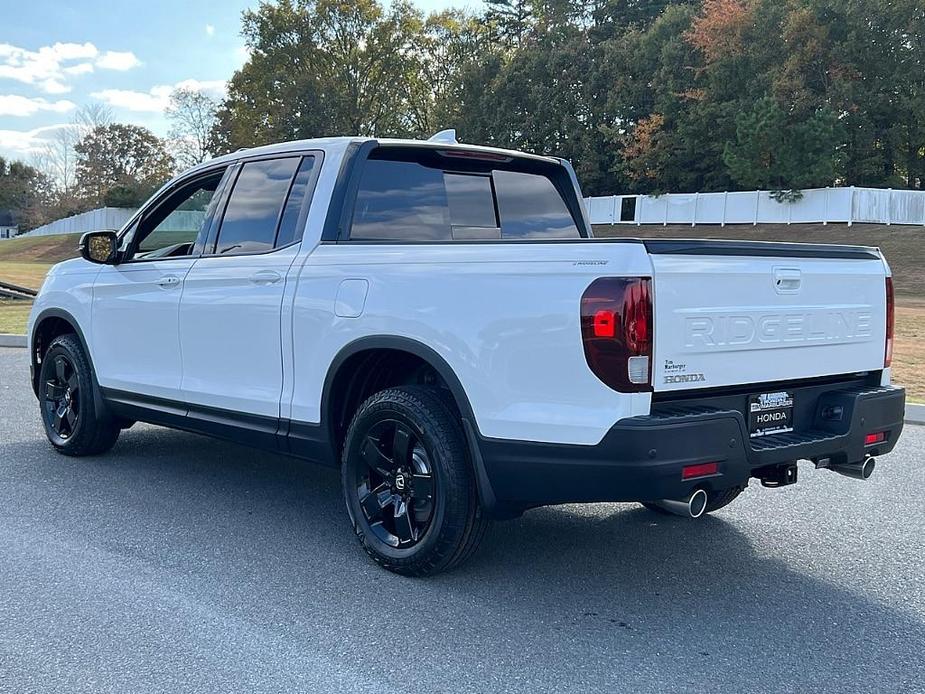 new 2025 Honda Ridgeline car, priced at $53,095