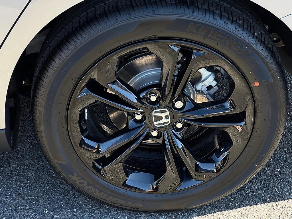 new 2025 Honda Accord car, priced at $36,250